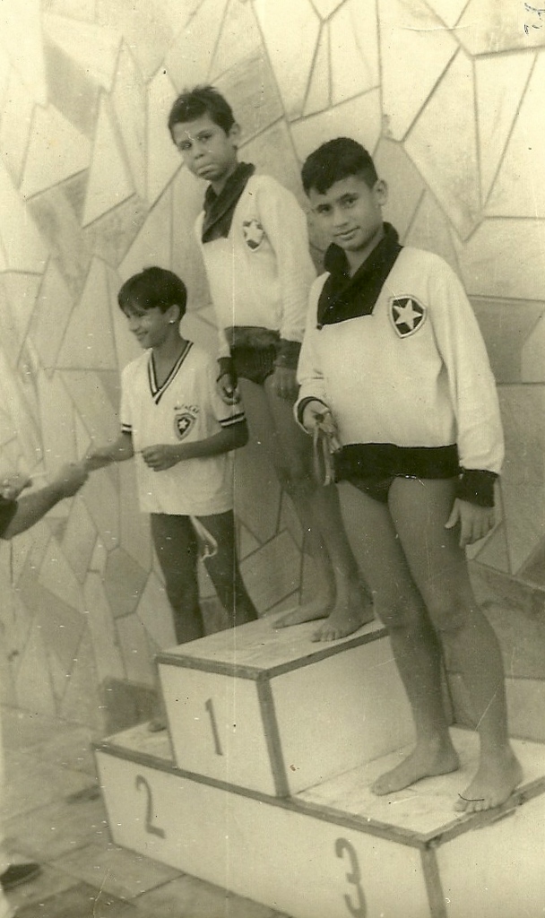 "Primeiras medalhas de ouro aos 9 anos no Botafogo" DM